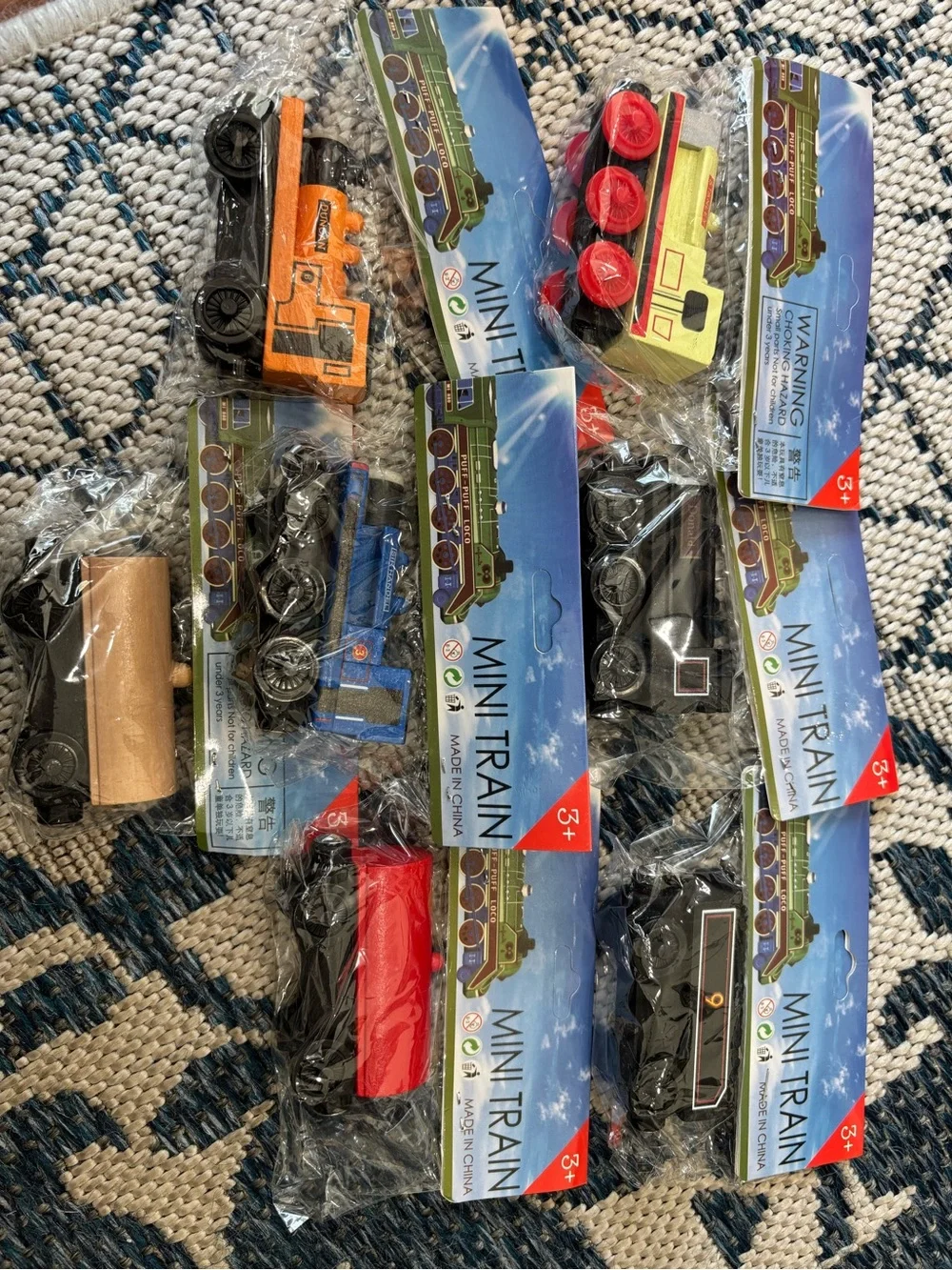 7-pc bundle Thomas Assorted Wooden Toy Train Engines and carts